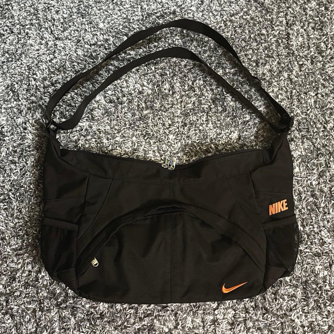 90s NIKE メッセンジャーバッグ　テック系　 archive Y2K