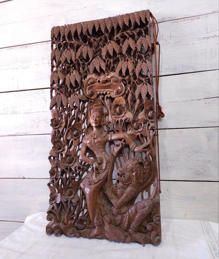 アンティーク インド 木彫りの壁掛け 天然木 木製 無垢材 仏教 古美術 彫刻