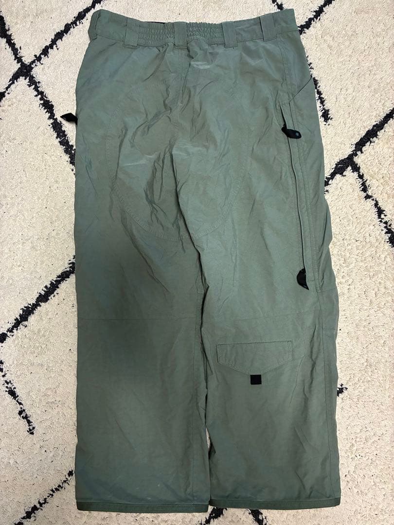 NIKE ACG スモーキーグリーン ギミック スノーパンツ XL