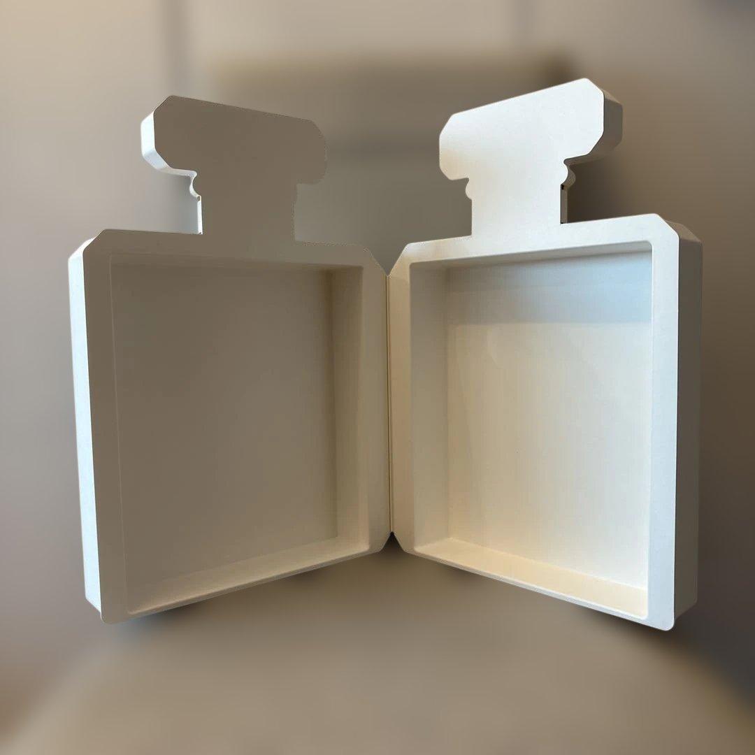 シャネル　アドベントカレンダー　空箱