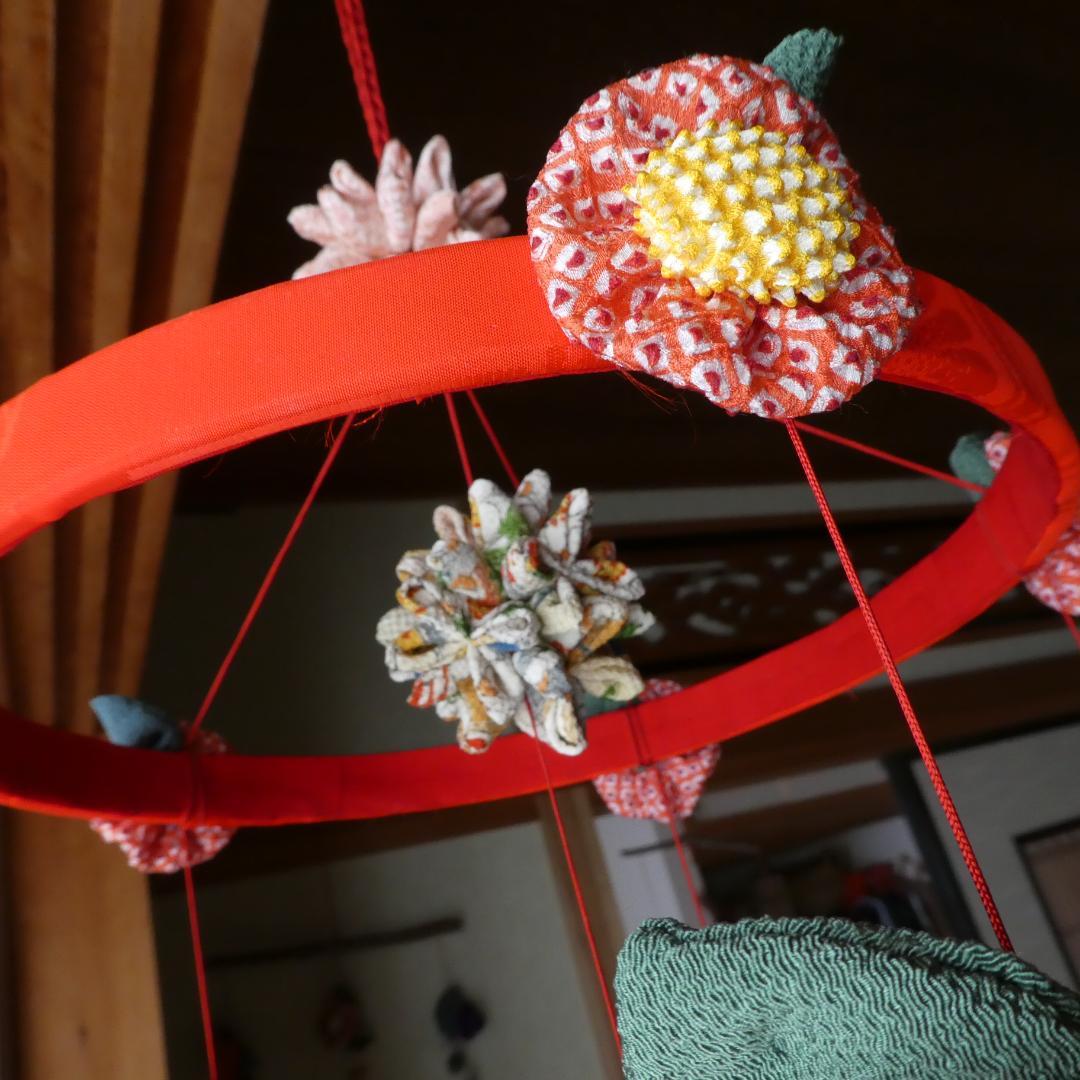 古布　正絹　吊るし椿　錦紗縮緬　ピンク　桃色　疋田模様　さげもん　アンティーク