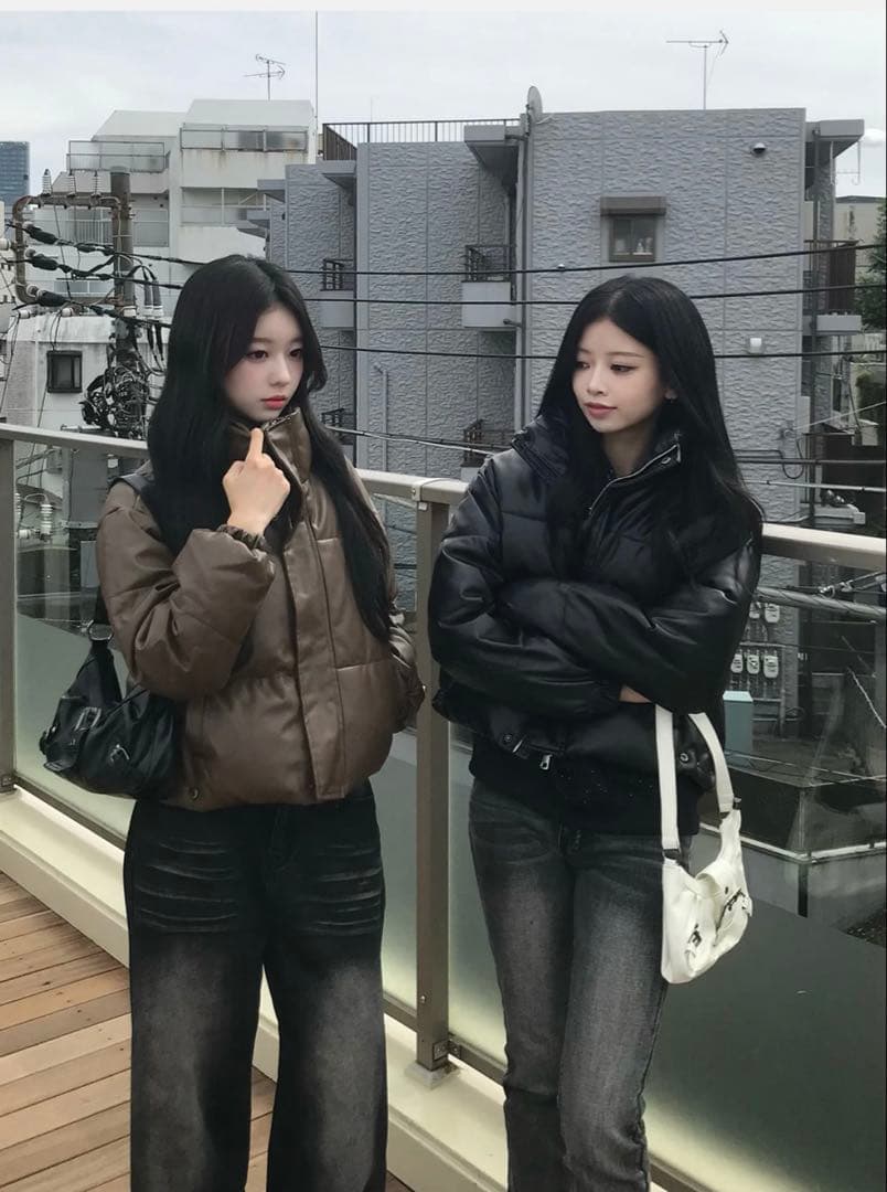 emmy レザータッチパデッドショートブルゾン ブラック