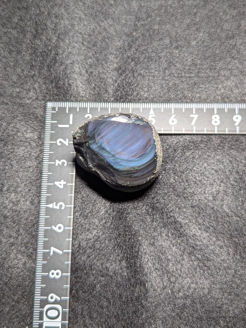 【研磨品】十勝石玲瓏　北海道産レインボーオブシディアン　十勝石　玲瓏石