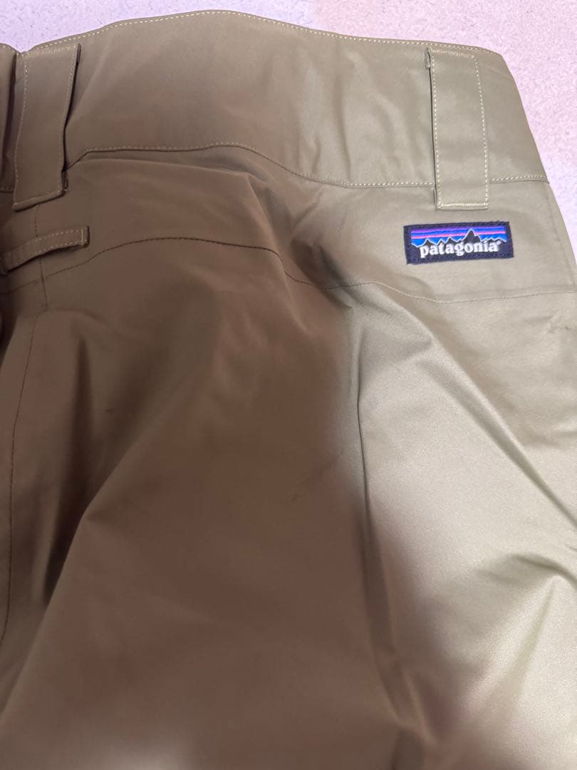 Patagonia オリーブグリーン スノーボードパンツ