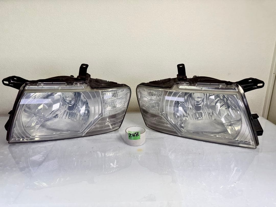 パジェロ V75W V73W 後期 HIDヘッドライト 左右