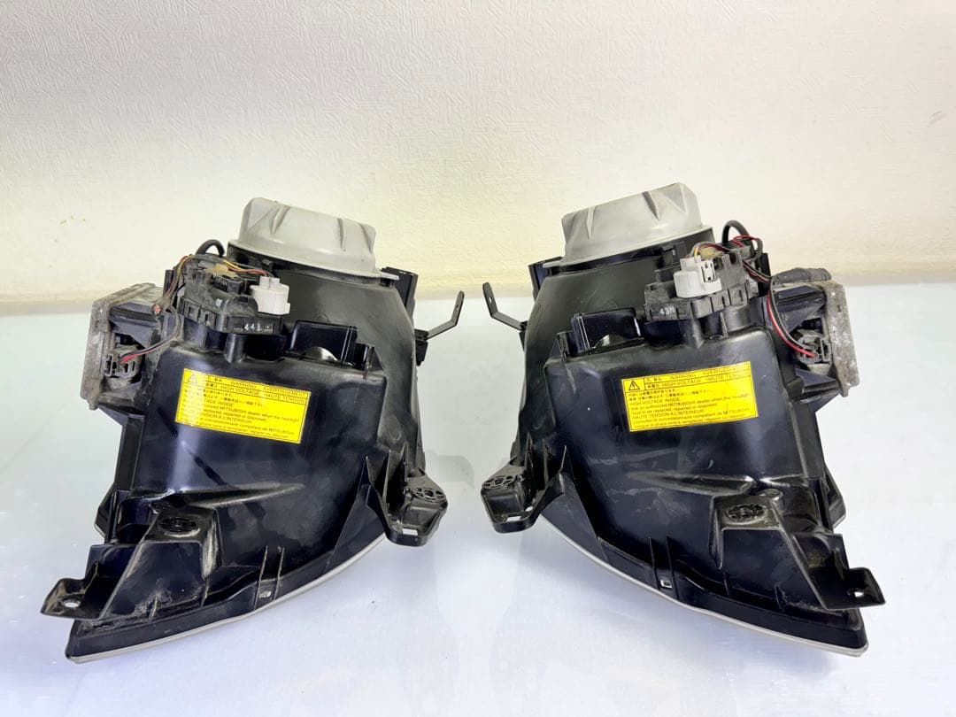 パジェロ V75W V73W 後期 HIDヘッドライト 左右