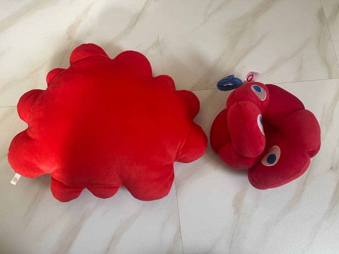 ミャクミャク クッション、ネックピローセット