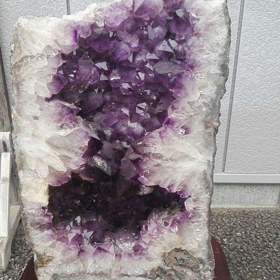 アメジスト30㎏（紫水晶）原石ドーム、金運、運勢アップ