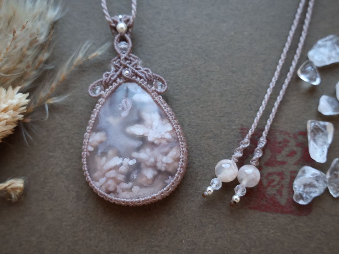 J*s様 パープルマイカ　マクラメ　ネックレス 桜瑪瑙ネックレス