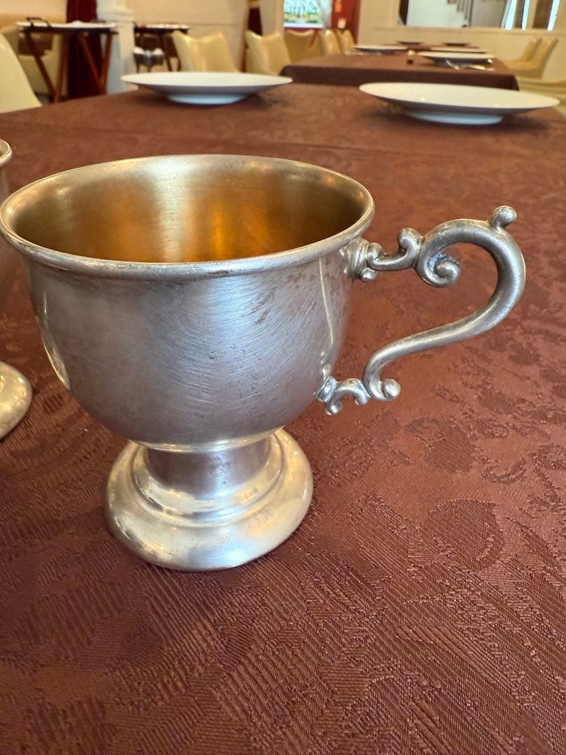 アンティーク　銀器　カップ持ち手付き