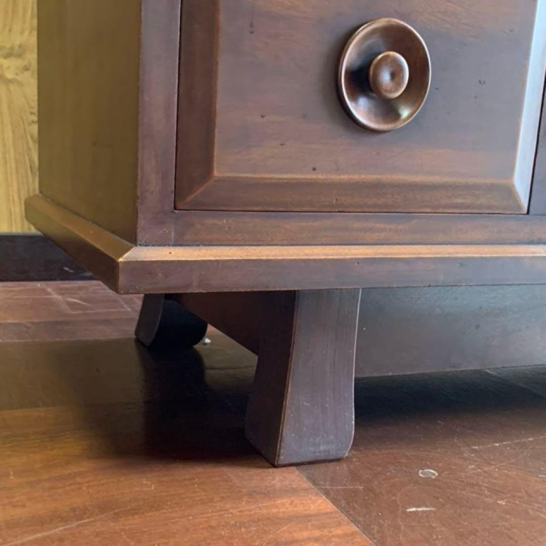 ガラス扉付きキャビネット　食器棚　本棚　辰巳木工　鳥取民藝家具　飾り棚　骨董