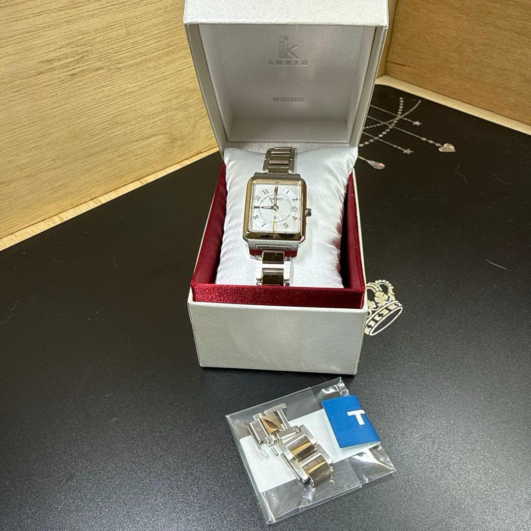 腕時計 SEIKO セイコー ルキア 1B32 電波ソーラー SSVW194