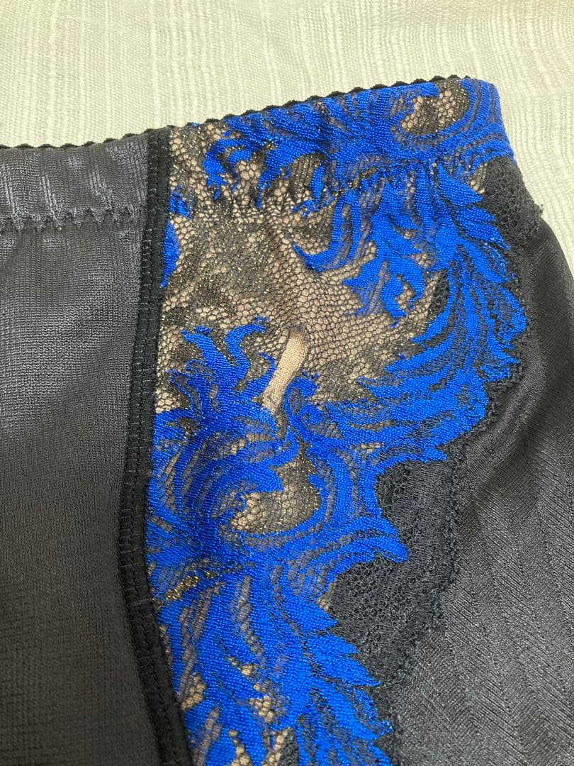 いと マルコ　【カービシャス】ショートガードル　 Q82 2着セット