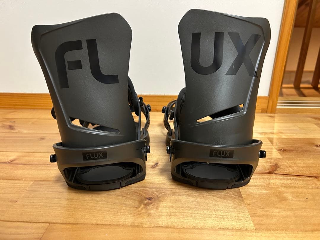 スノーボード FLUX 23-24 DS LTD