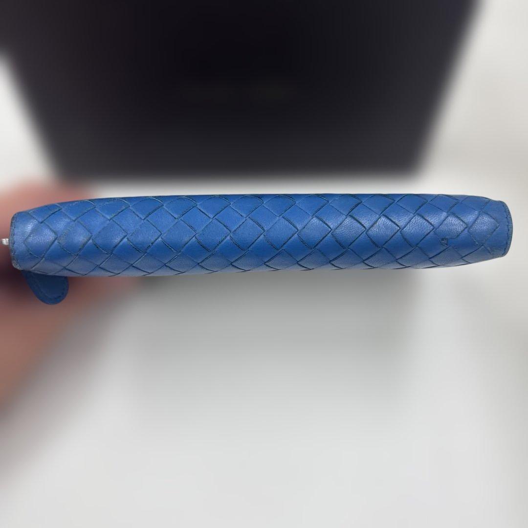 BOTTEGA VENETA ラウンドジップ ブルー レザー 長財布