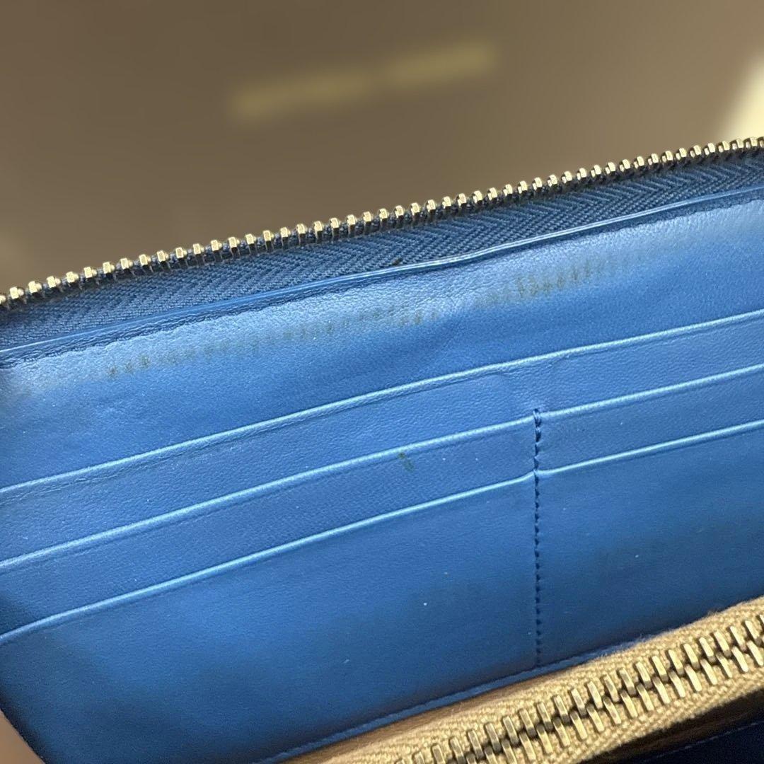 BOTTEGA VENETA ラウンドジップ ブルー レザー 長財布