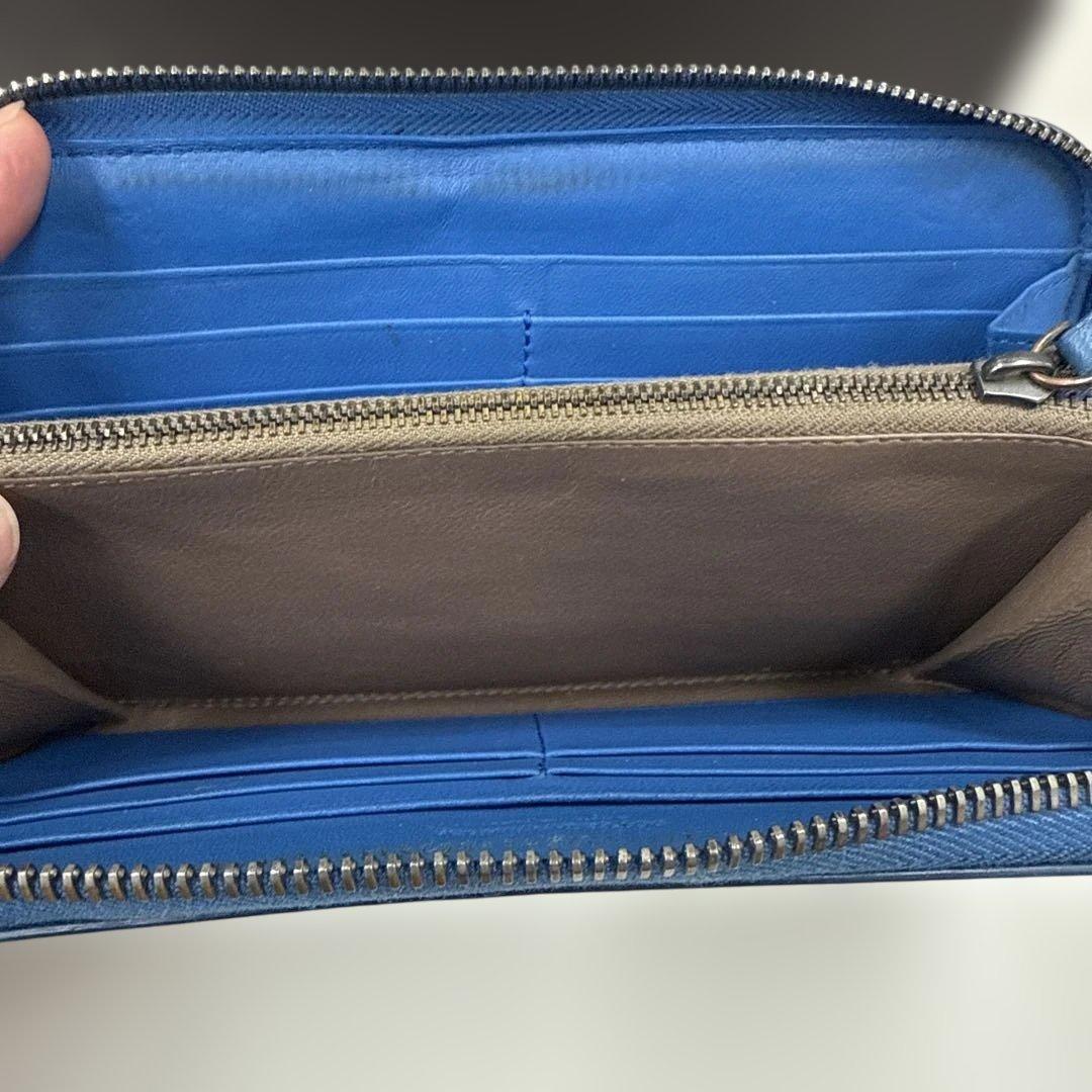 BOTTEGA VENETA ラウンドジップ ブルー レザー 長財布