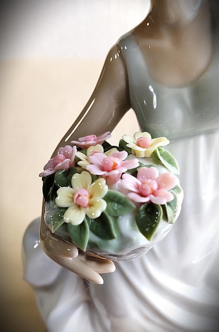 リヤドロ 春の花かご LLADRO 5790 人形フィギュリン 美品 箱あり