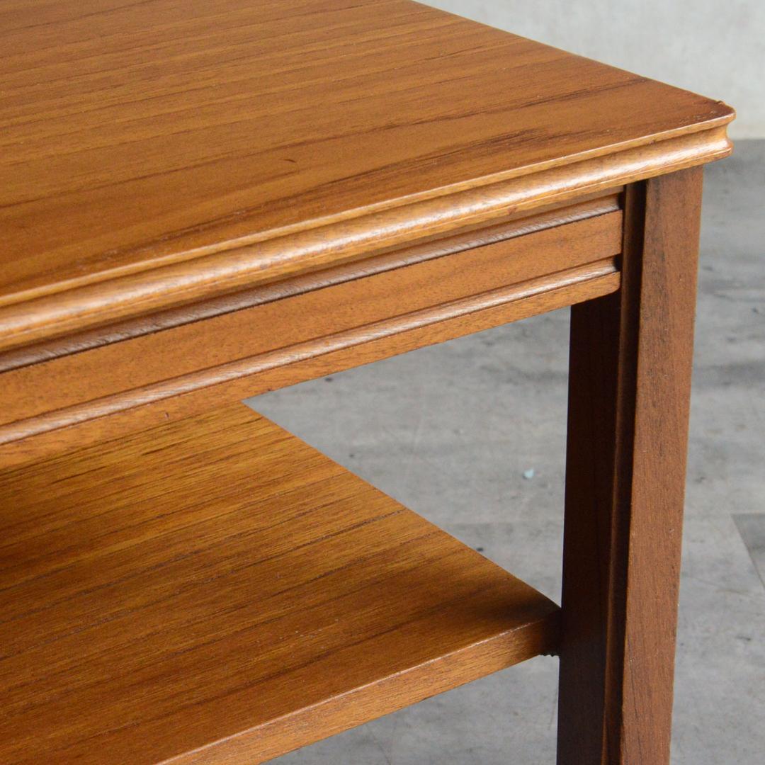 イギリスヴィンテージ チーク ローテーブル コーヒーテーブル 棚付き 再塗装済