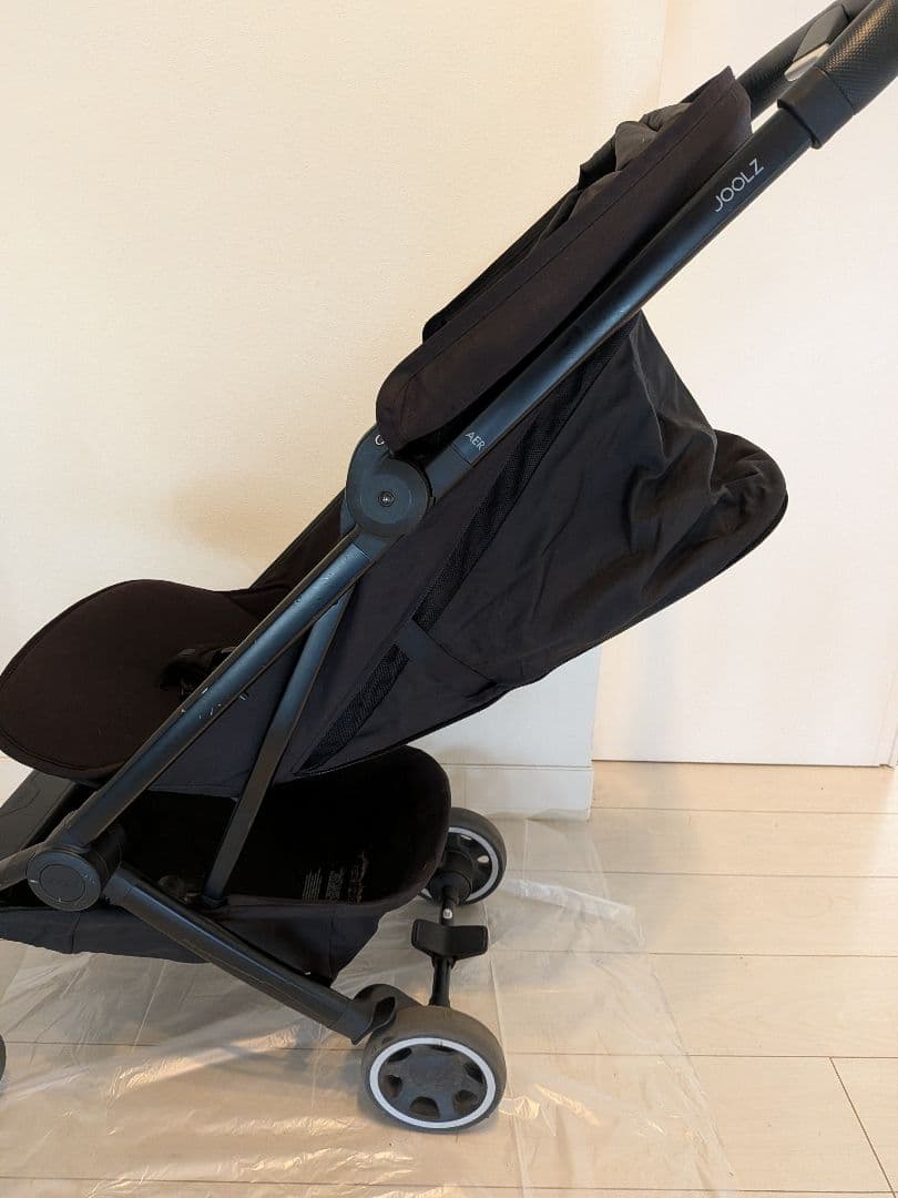 JOOLZ AER ベビーカー　ブラック5点式安全ベルト付き