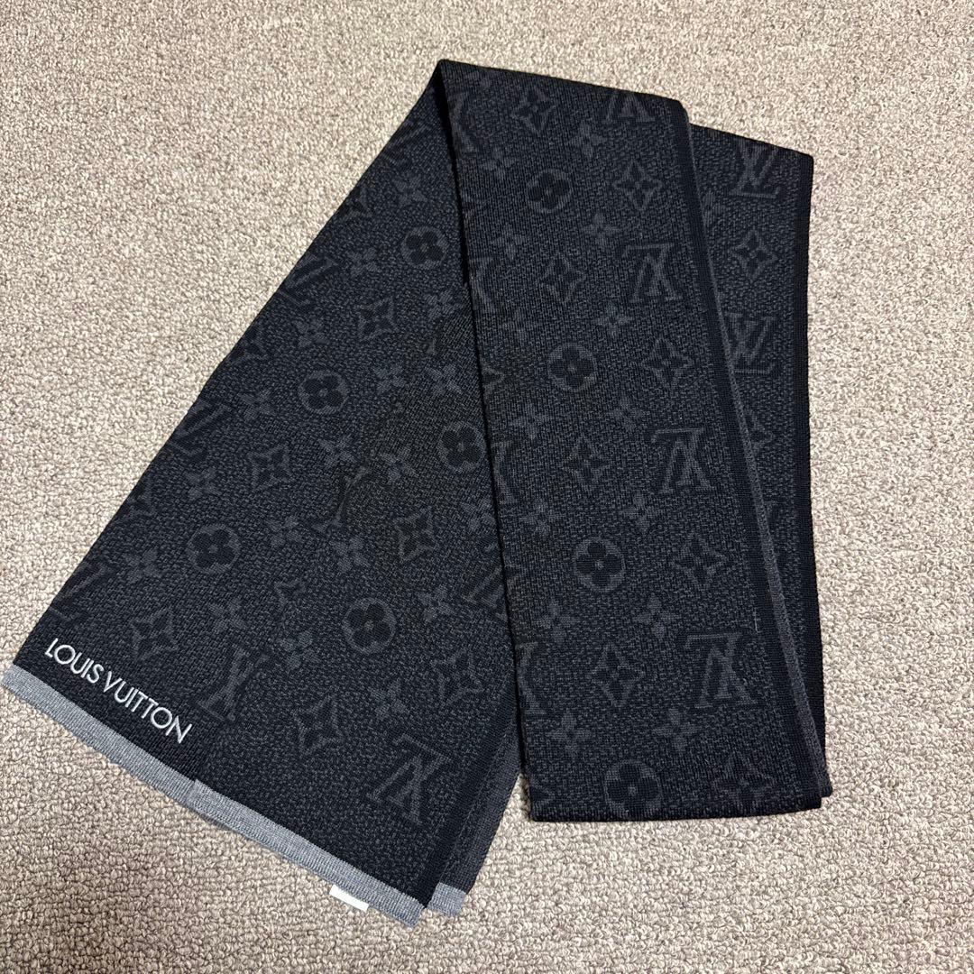 即発送・極美品・未使用LOUIS VUITTON ブラック マフラー