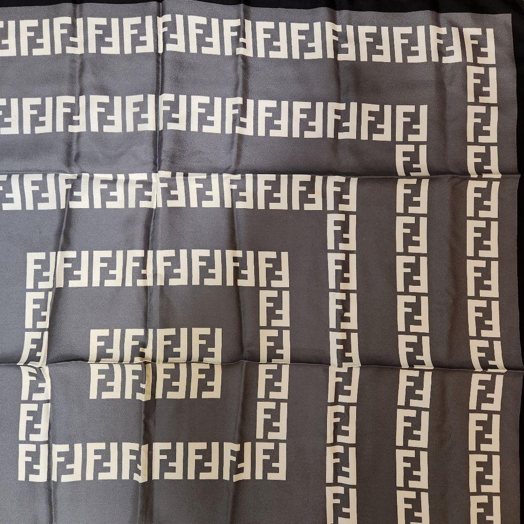 正規品★フェンディ★FENDI★ズッカ柄★スカーフ★シルク100%