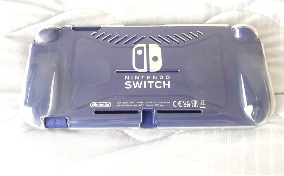 Nintendo Switch Lite 充電器付き　おまけでカバーも