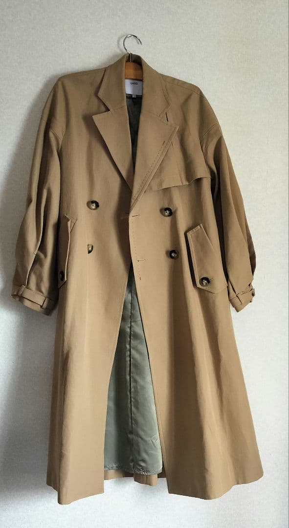 ＵＮ３Ｄ．　ステッチトレンチコート　新品　試着のみ　タグなし