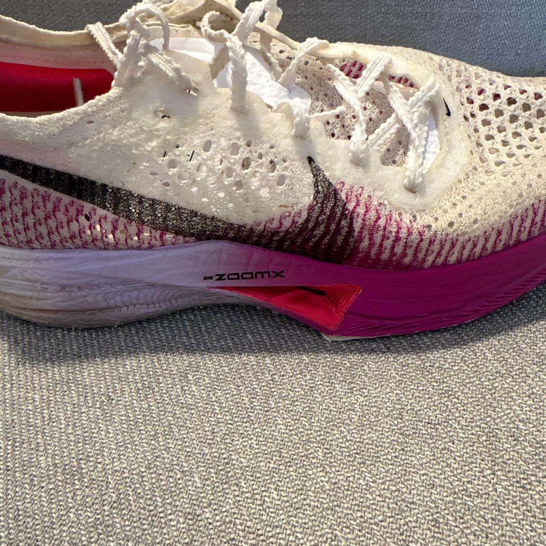 ナイキ　ズームX ヴェイパーフライ ネクスト% 3 24.0cm