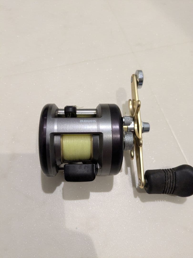 美品　02’アクシス 400F AR-B　シマノ(SHIMANO)