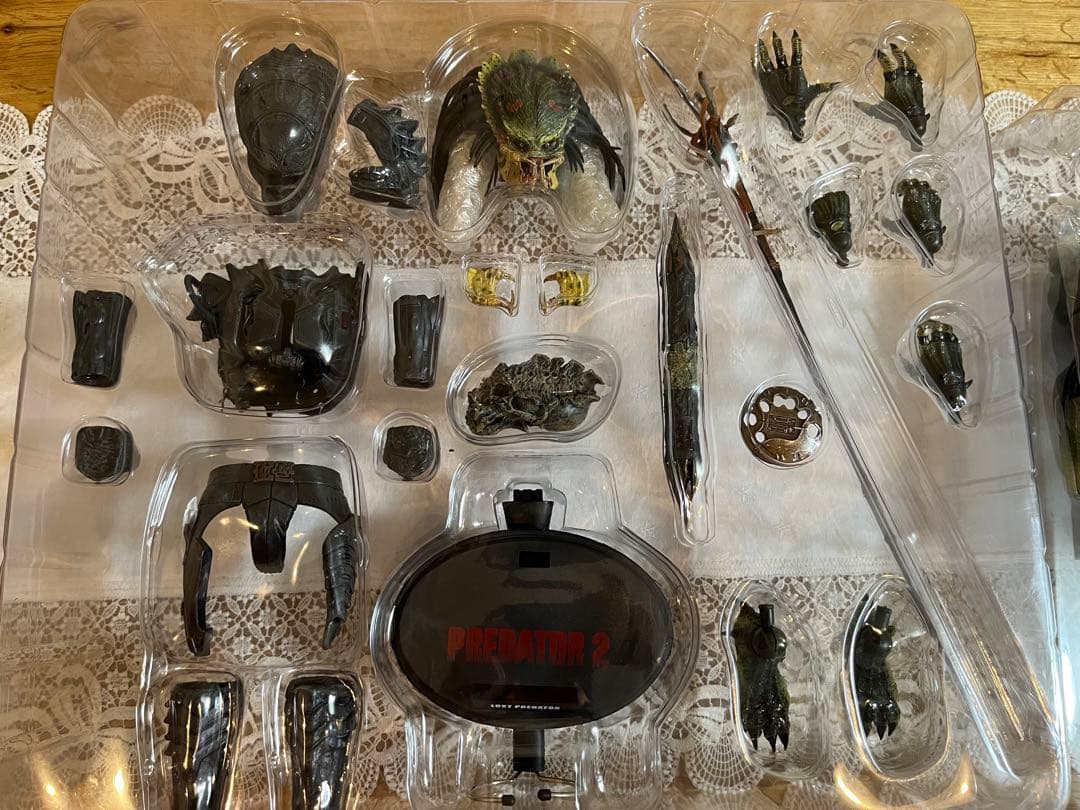 未使用品　ホットトイズ　プレデター2 ロストプレデター　1/6スケールフィギュア