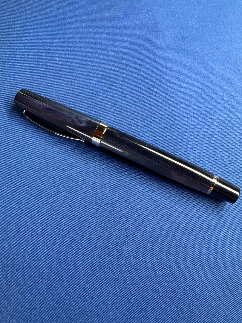オマス ボローニャ マザーオブパール　万年筆