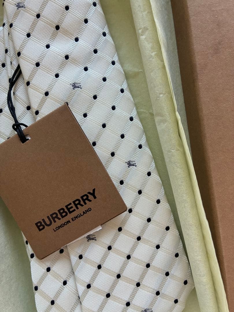 saki BURBERRY ネクタイ