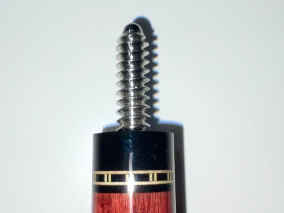 ビリヤードキュー　ADAM社製　(Mezz Cues ケース付き)