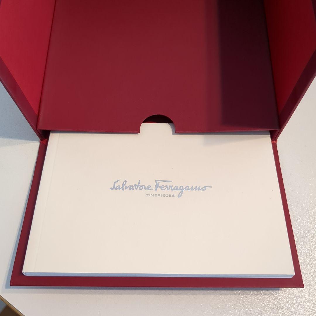 【Salvatore Ferragamo】 アナログ時計 ブラック