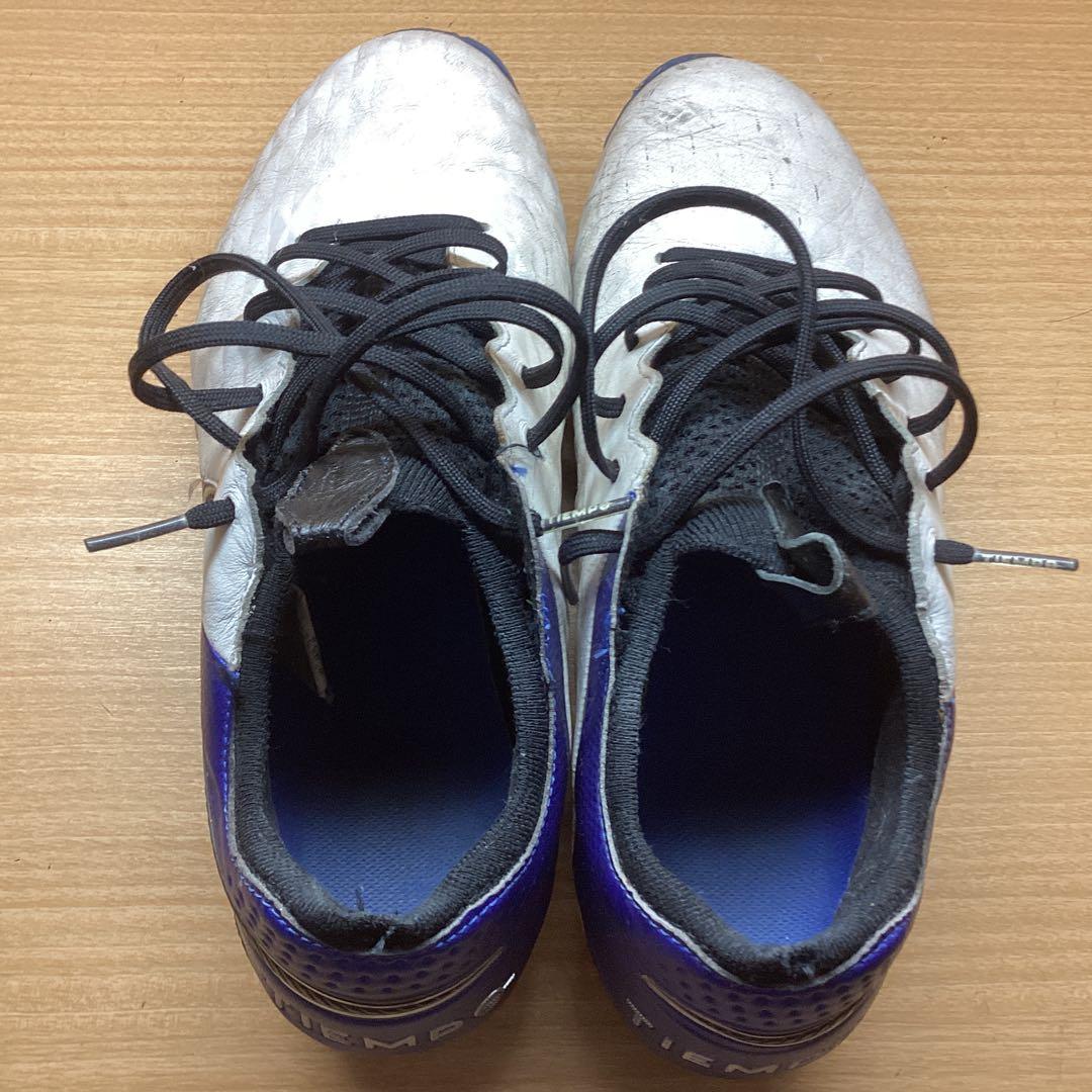 NIKEティエンポレジェンド8