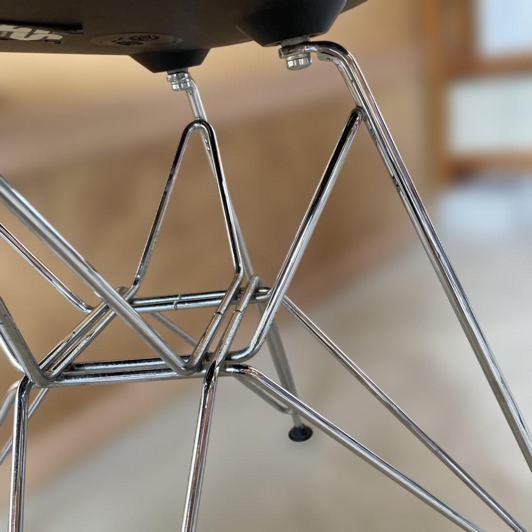 ハーマンミラー ヴィトラ　イームズ プラスチックシェルチェア DSR