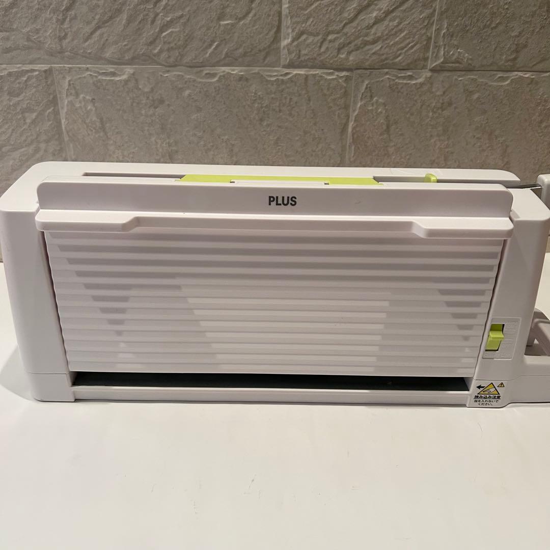 【極美品】 プラス 裁断機 455×120×190mm コンパクト PK-213