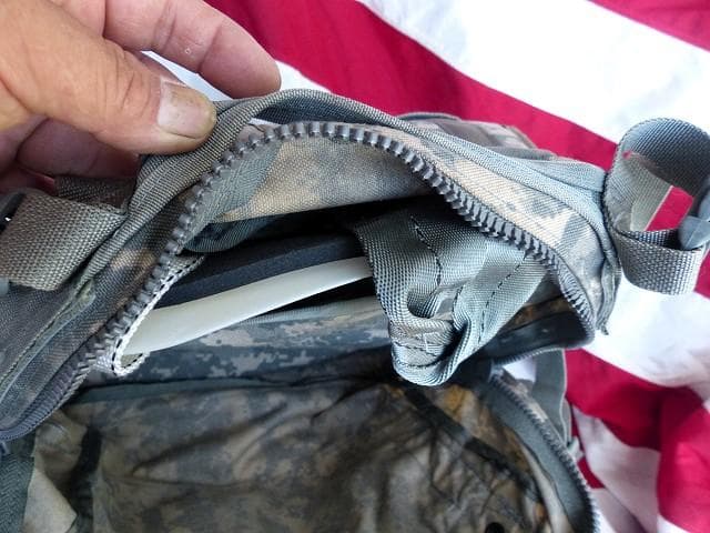 米軍実物 MOLLE アサルトパック ACU リュック　P44