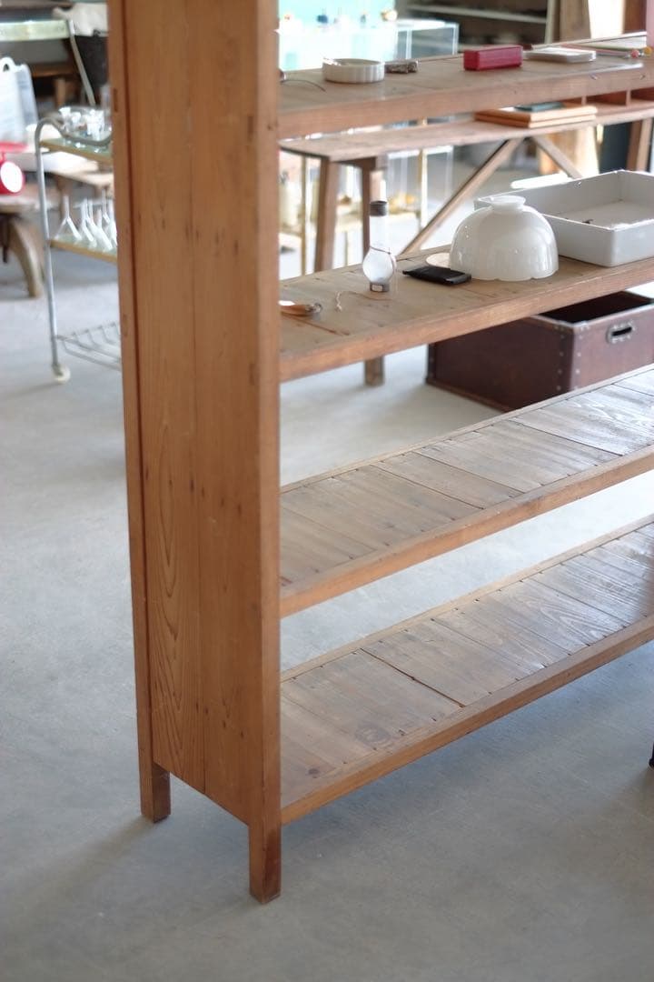 ぷーちゃんー木製棚　シェルフ　店舗什器　収納棚　オープンラック　什器