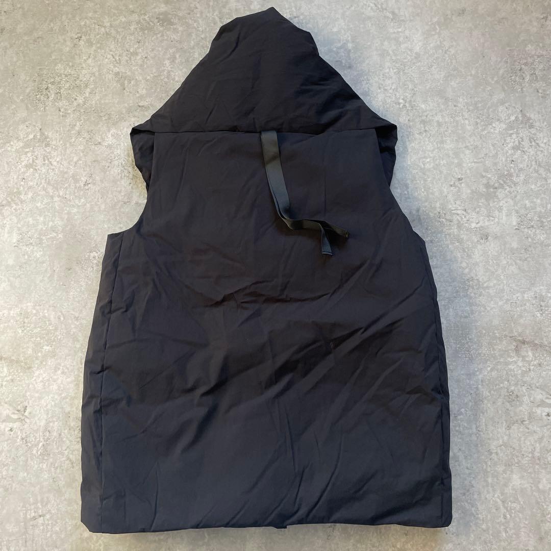 CYAN Tokyoストールライクダウンベスト　ブラック　chignon 黒