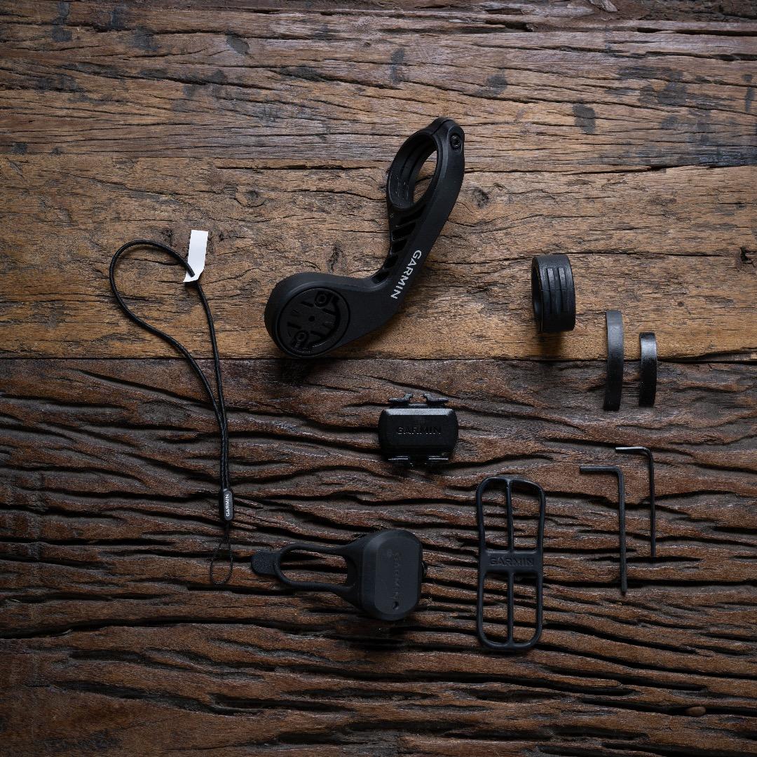 【未使用に近い】GARMIN EDGE 840 BUNDLE ガーミン