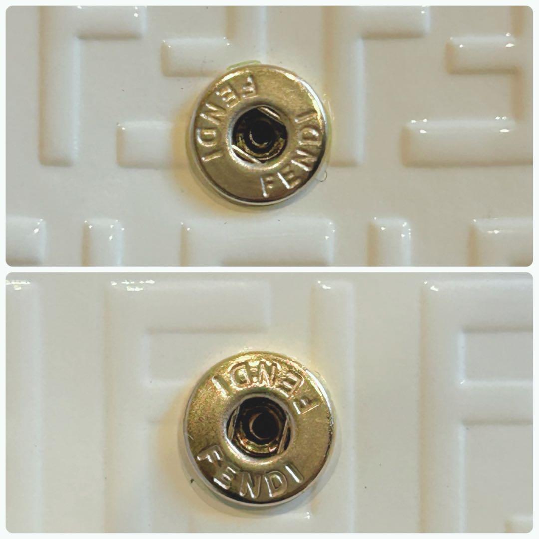 FENDI FFロゴ 型押し エナメル 二つ折り財布 アイボリー 正規品