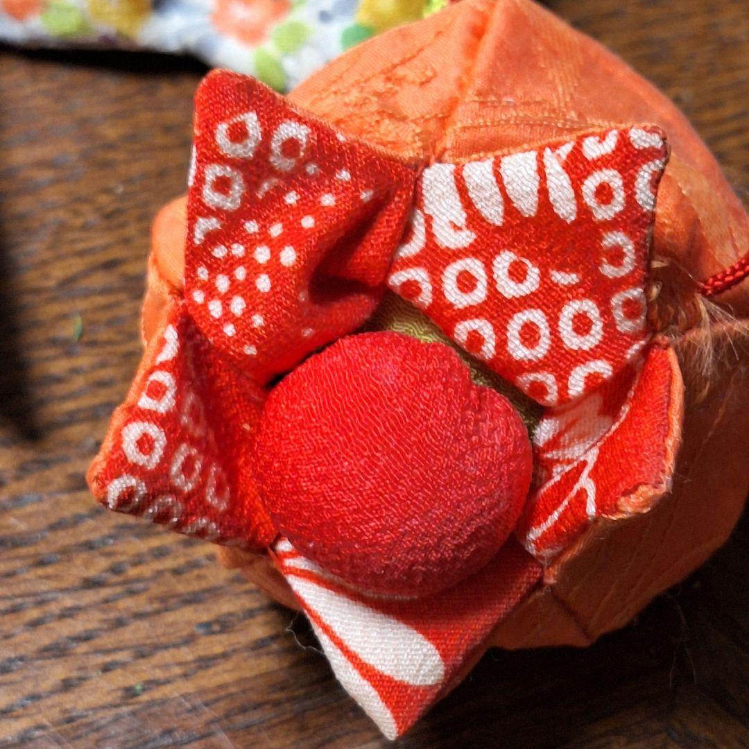 吊るし飾り　台は、付きません