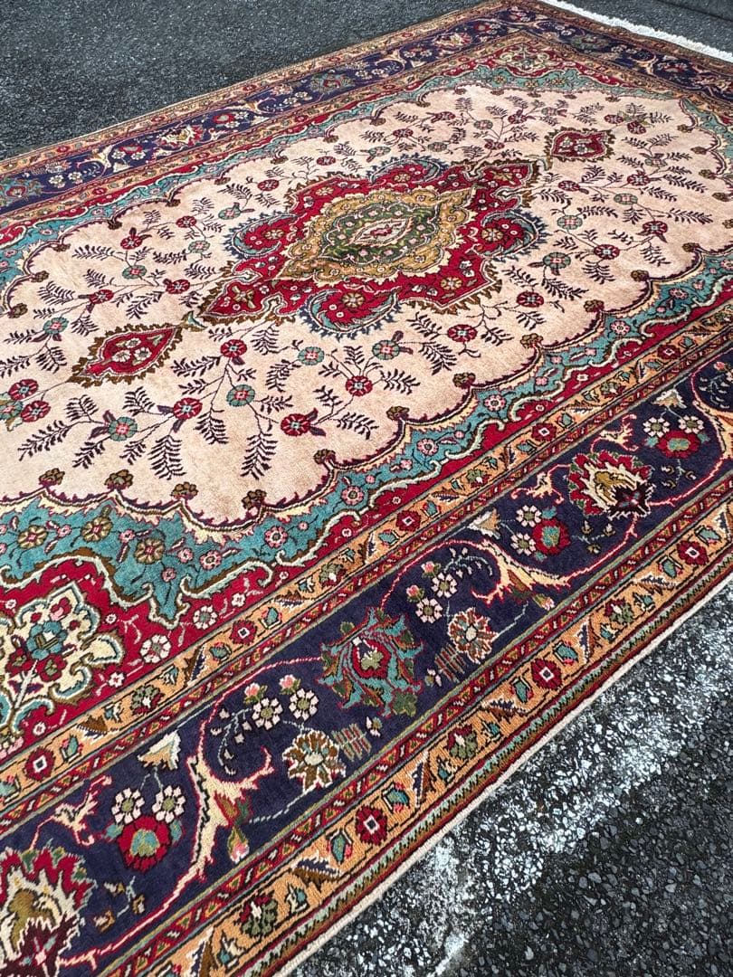 ペルシャ 手織り 絨毯 タブリーズ イラン