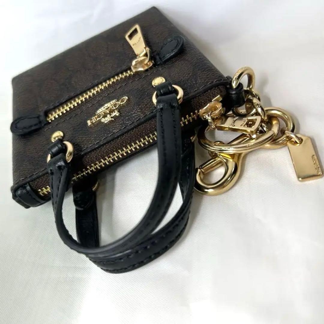 コーチ シグネチャー チャーム キーホルダー ミニギャラリー　バッグ型