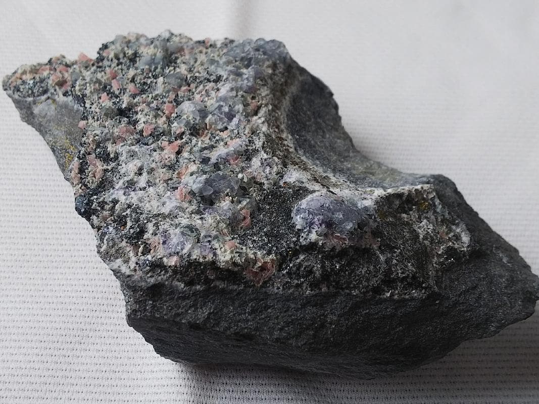 435 約1.5kg ロードクロサイト＆フローライト アパタイト スイートホーム