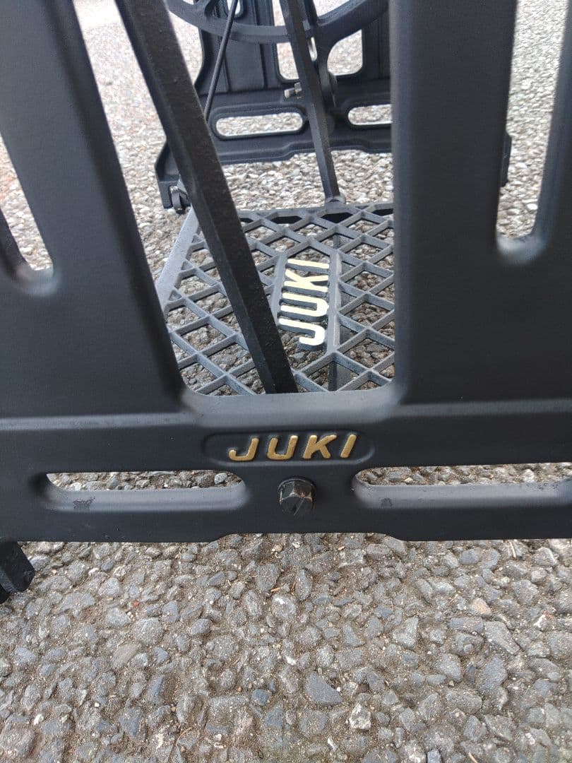 『分解リペイン仕上げ完了』JUKI足踏みミシン台　ガーデンシェッド⭕ 古道具