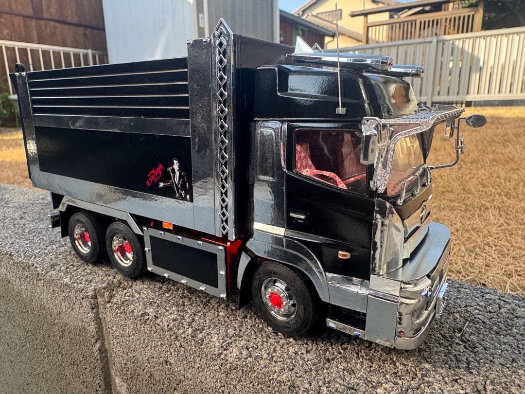 信*郎様 値下げ　アオシマ 1/32 深箱ダンプ改17プロフィア　YAZAWA仕