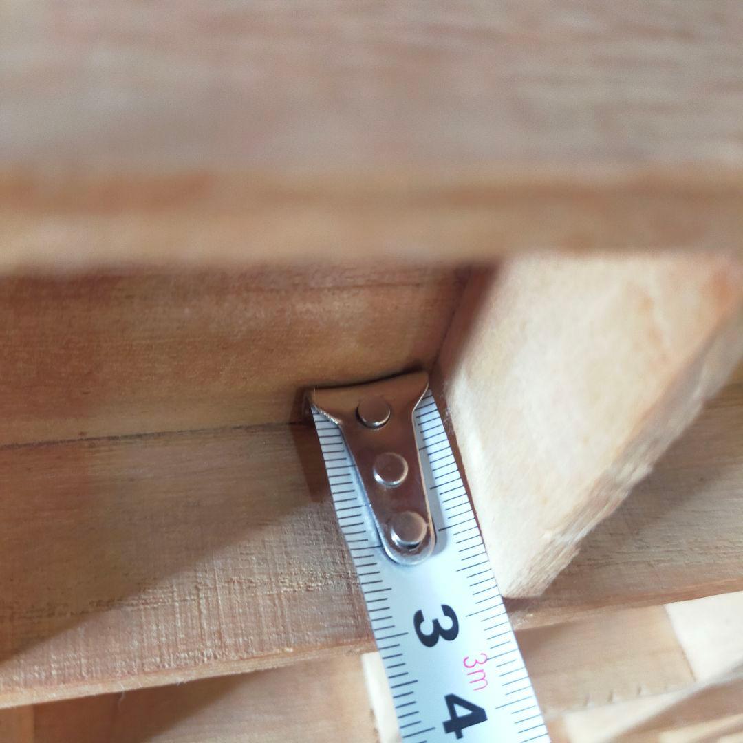 ウォールシェルフ　縦6×横7　48マス　飾り棚　壁掛け　コレクションラック　木